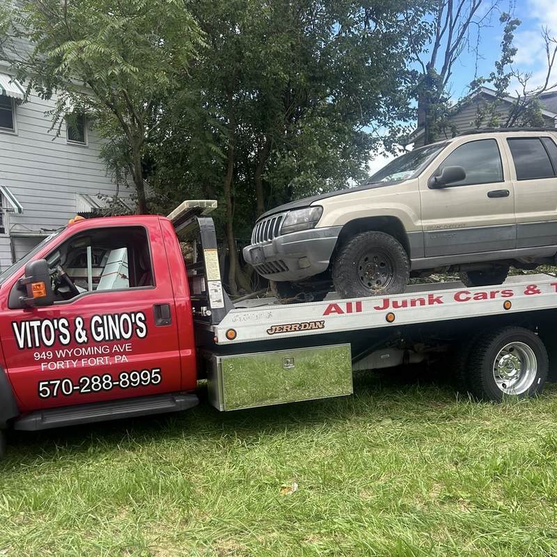 Junk car pickup service by Vitos and Ginos